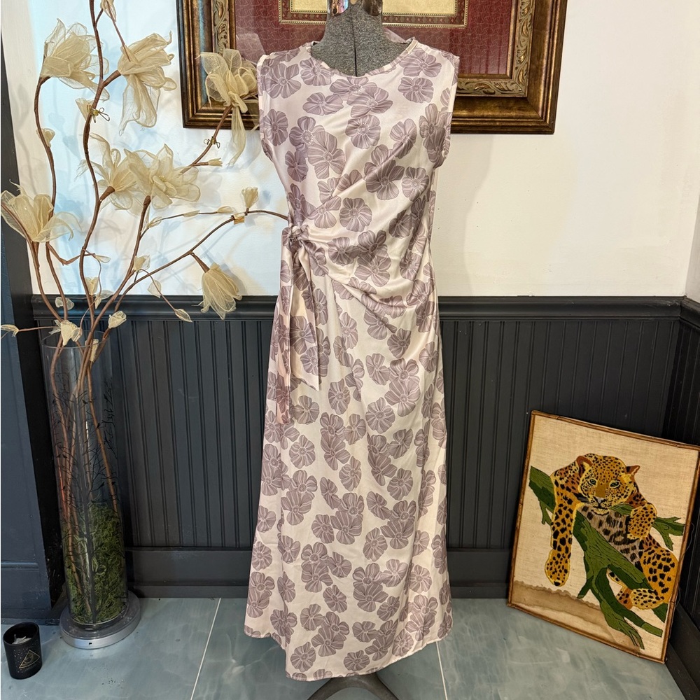Saiph Floral Sleevless Satin Tie Waist Maxi Dress Sz Small 🧡🍄